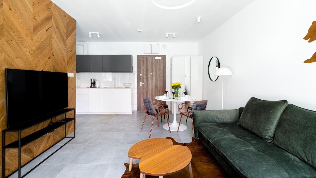 Apartamenty Good Time- Stone Hill II シクラルスカ・ポレンバ エクステリア 写真